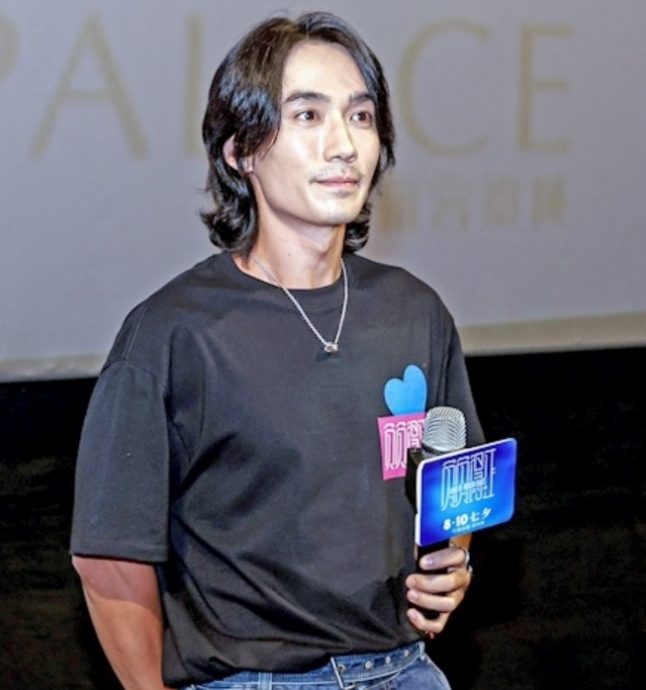 粉丝当面开骂剧组“又蠢又坏” 朱一龙路演场面超尴尬