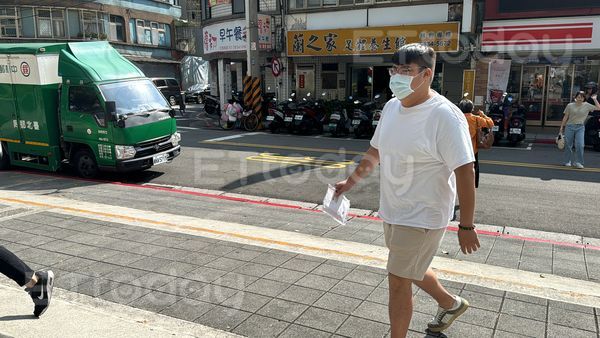 罗时丰儿替友出气持枪迫跪殴打 涉强盗罪今首开庭