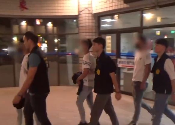 罗时丰儿替友出气持枪迫跪殴打 涉强盗罪今首开庭