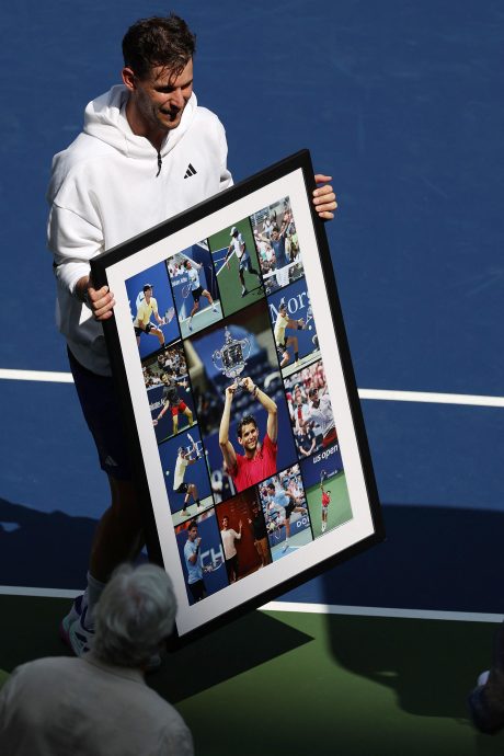 美国网球公开赛| 郑钦文旗开得胜 男女单卫冕冠军响首炮