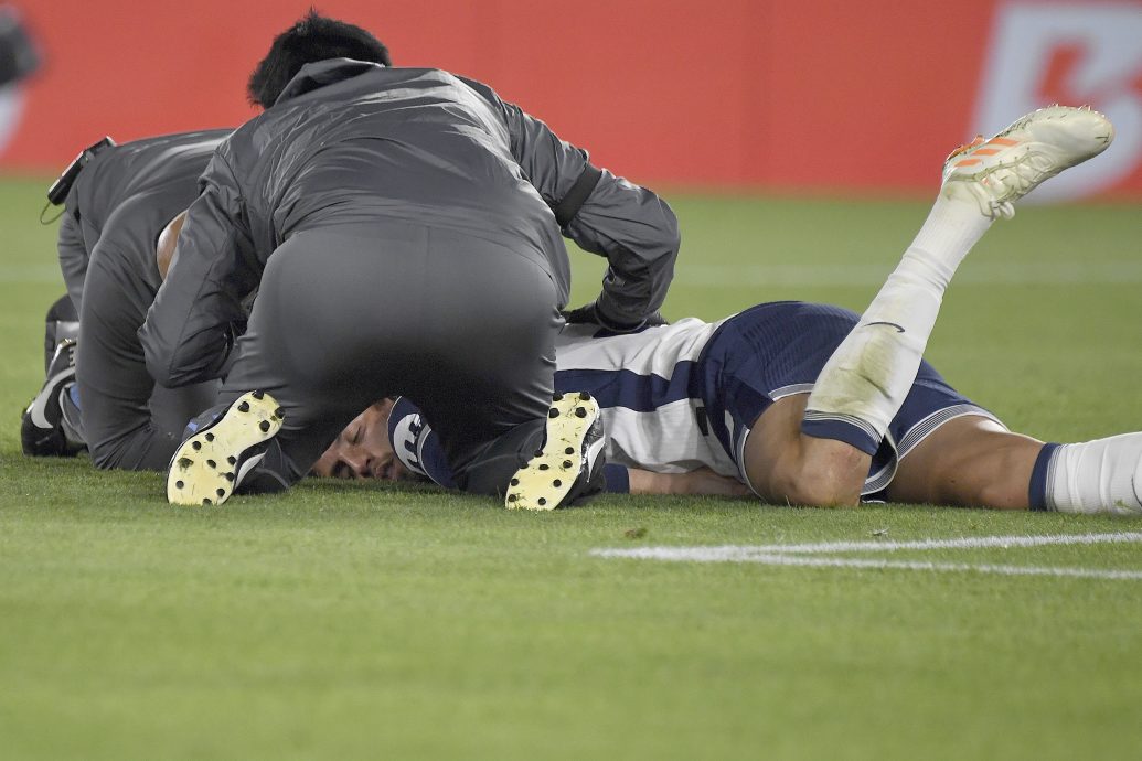 英超|1冠手势回应热刺球迷嘘声 瓦尔迪宝刀未老救主