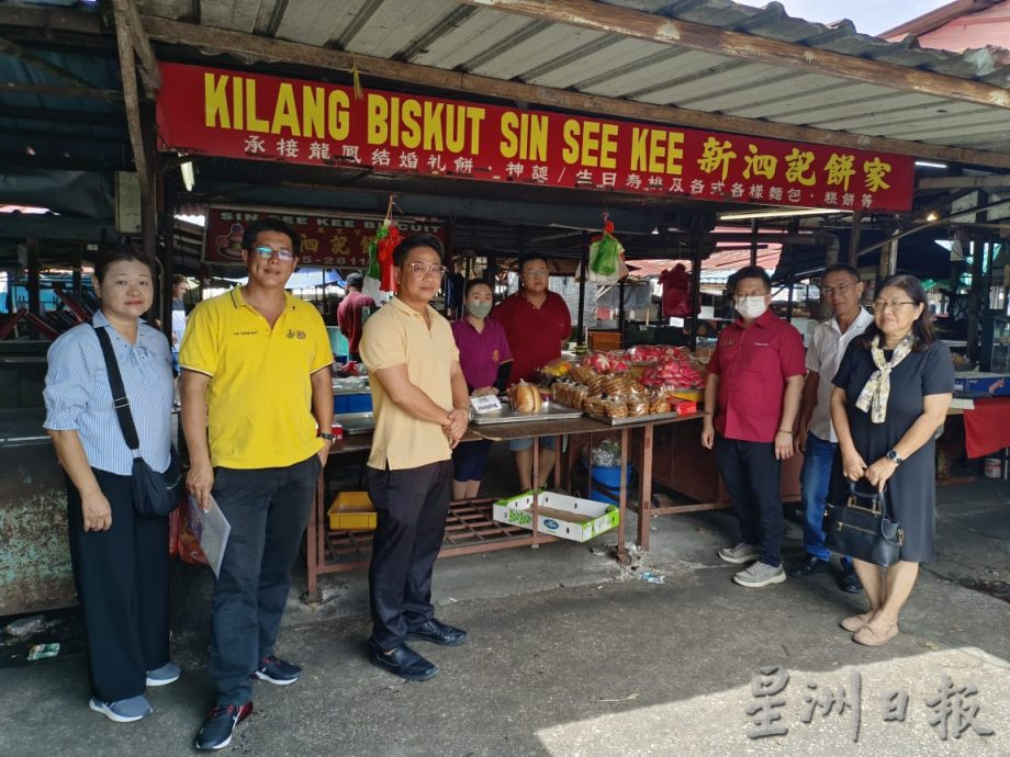 规模大 需听民意 万里望设临时巴刹挑战大