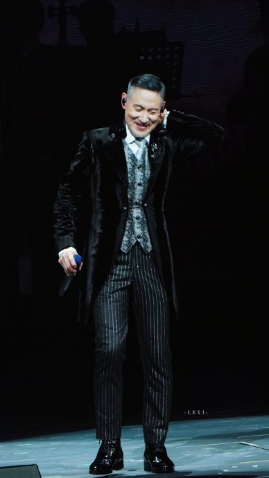 转圈致敬61岁乒女将倪夏莲 张学友:唱到100岁