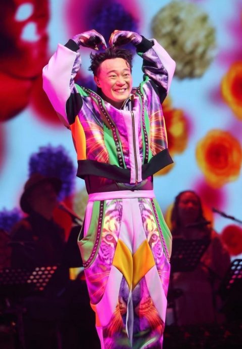 陈奕迅复唱被嘲赶收工 为看奥运赛事唱少10分钟?