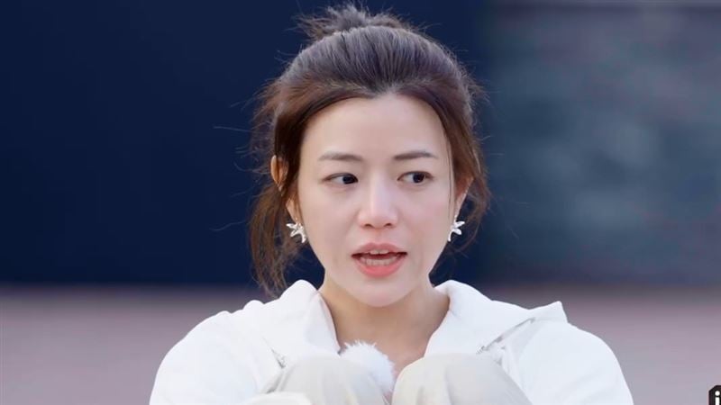 陈妍希自爆一天吃1餐 遭轰制造容貌焦虑:也没见你瘦