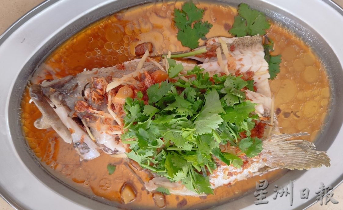霹/版头/【人气美食】/安顺顺记一品香 海鲜肉骨茶丰盛