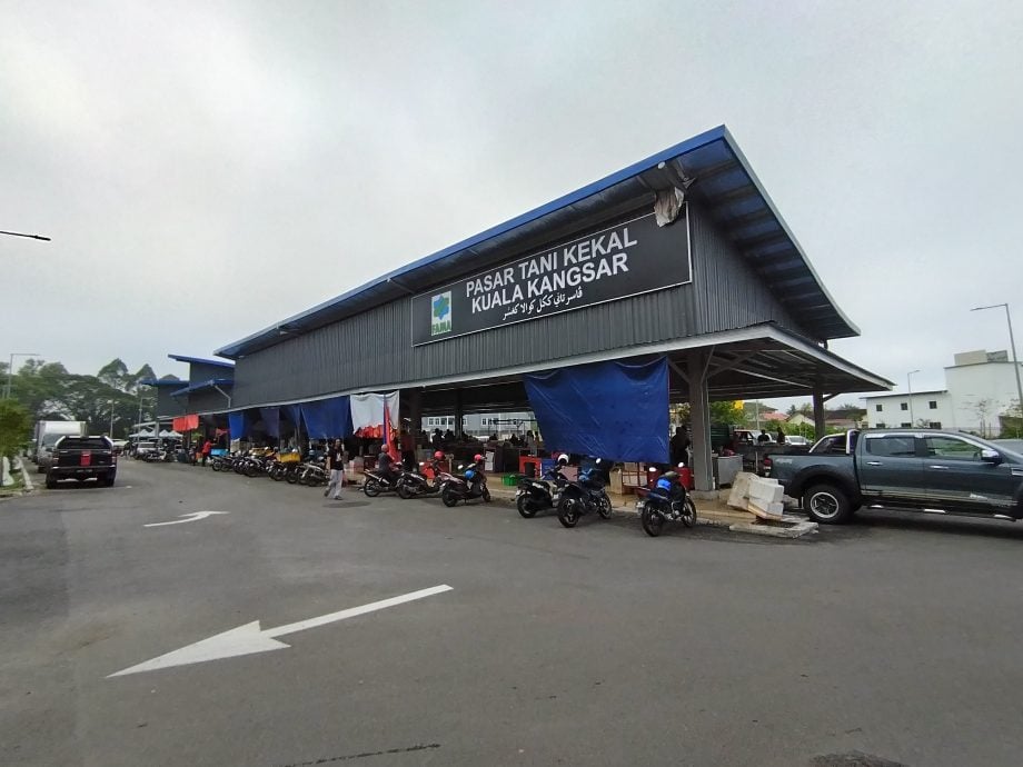 霹:封面主文/江沙市议会没能力长期提供新巴刹穿梭服务