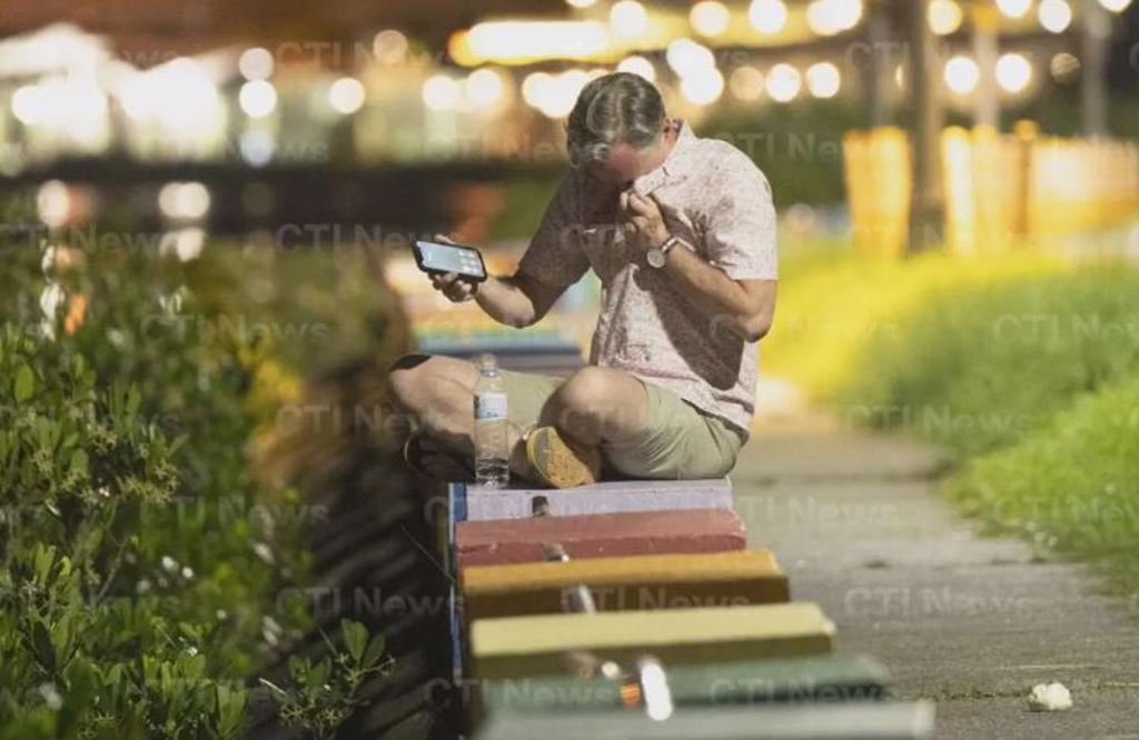 黄嘉千曝离婚创伤心境 不太敢看夏克立动态