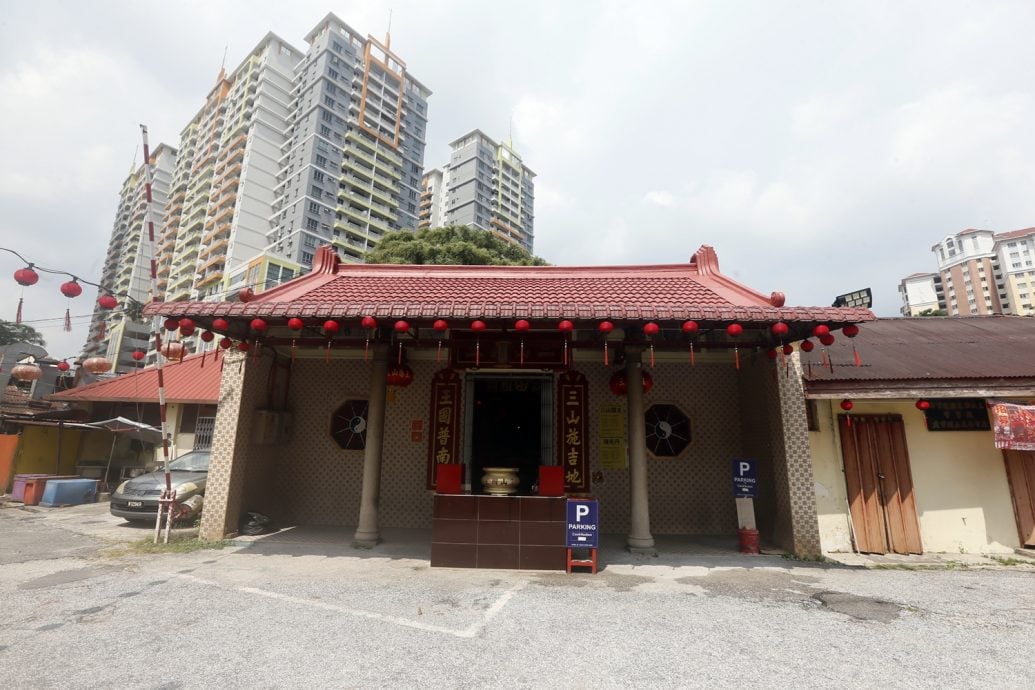 (6/8见报)大都会/异宗求同:三山国王庙/15图