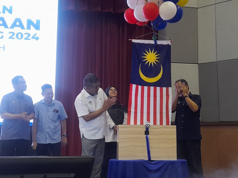 (全国版)慕尤丁冒犯彭苏丹,赛夫丁:“认为具有煽动性,谕警方查办”