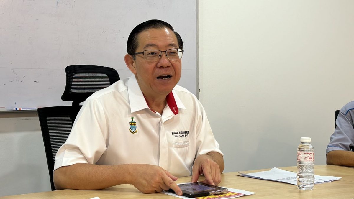 (全国版)林冠英:多少优秀生回国当公务员