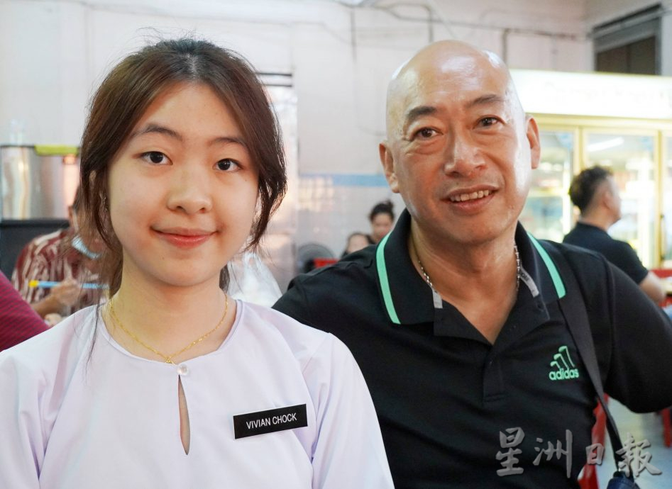 董荣山:师范华小组华文科581人申请,只有30名额,其余调派其他科目也很好做法