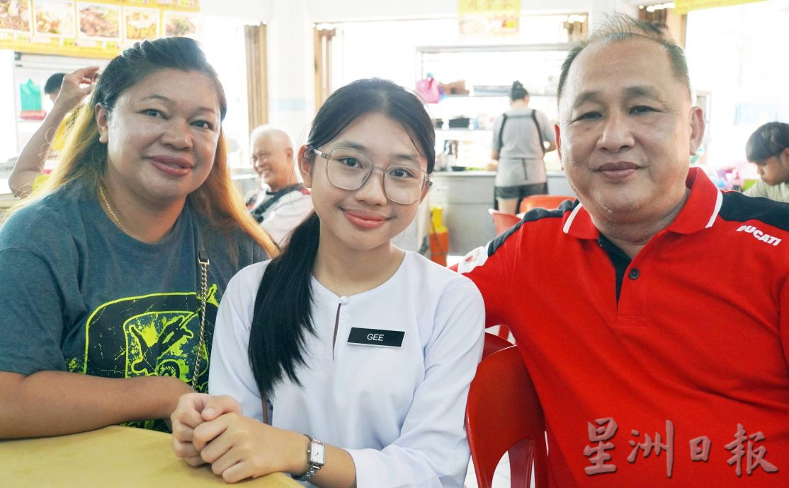 董荣山:师范华小组华文科581人申请,只有30名额,其余调派其他科目也很好做法