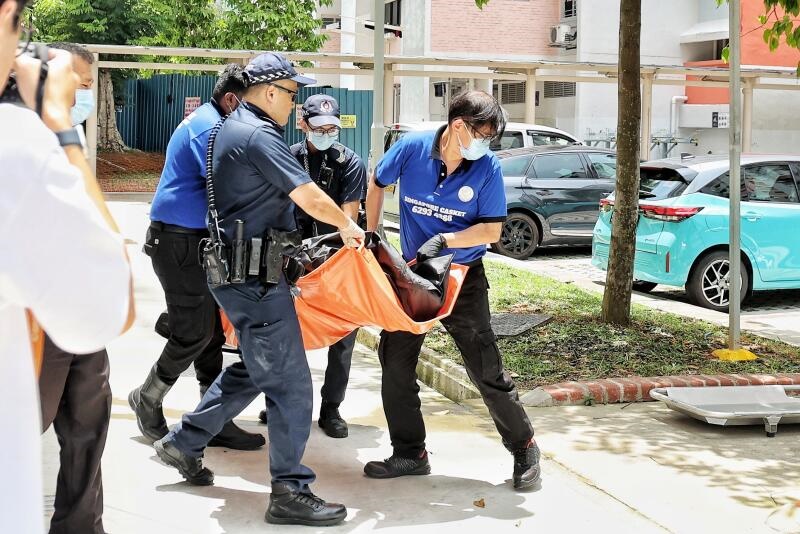 (取代前文)(已签发)柔:狮城二三事:走廊惊现男焦尸 警封锁楼层调查 已排除他杀