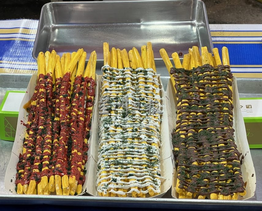 (古城封底主文)《用眼睛去旅游》:风车粉红市集