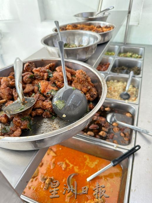 (古城封底主文)议员好介绍/骆慧茹