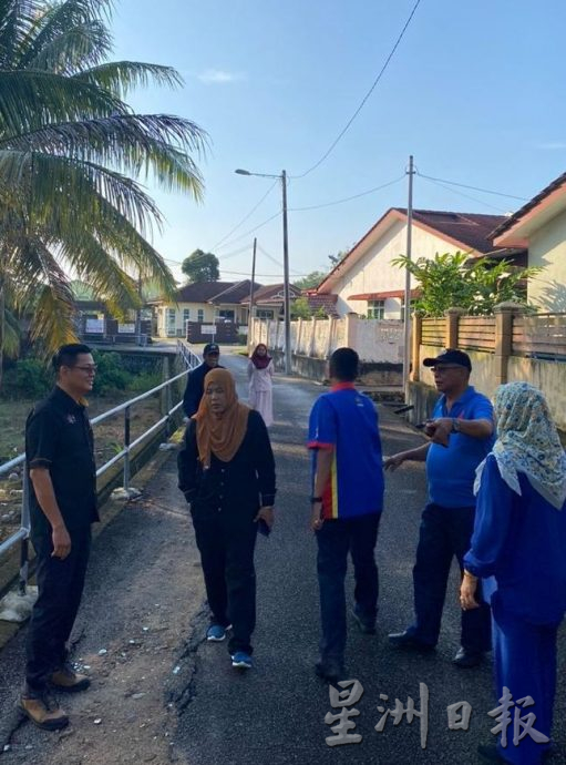 (古城版)吉双再也花园沟渠崩塌获修复