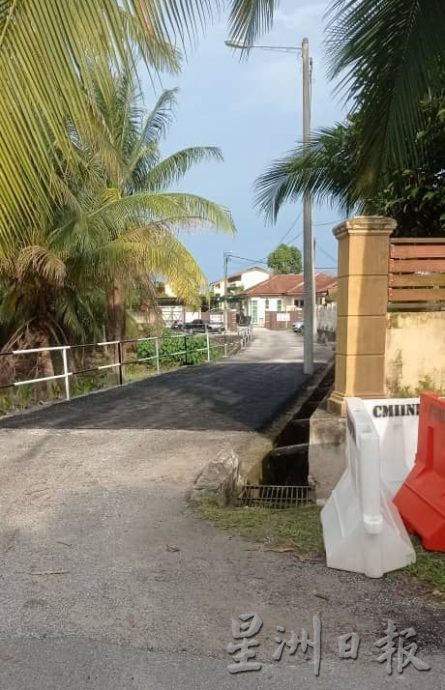 (古城版)吉双再也花园沟渠崩塌获修复