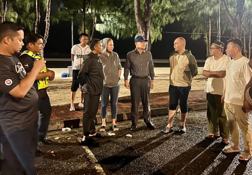 (古城版)吉里望风灾50摊位摧毁