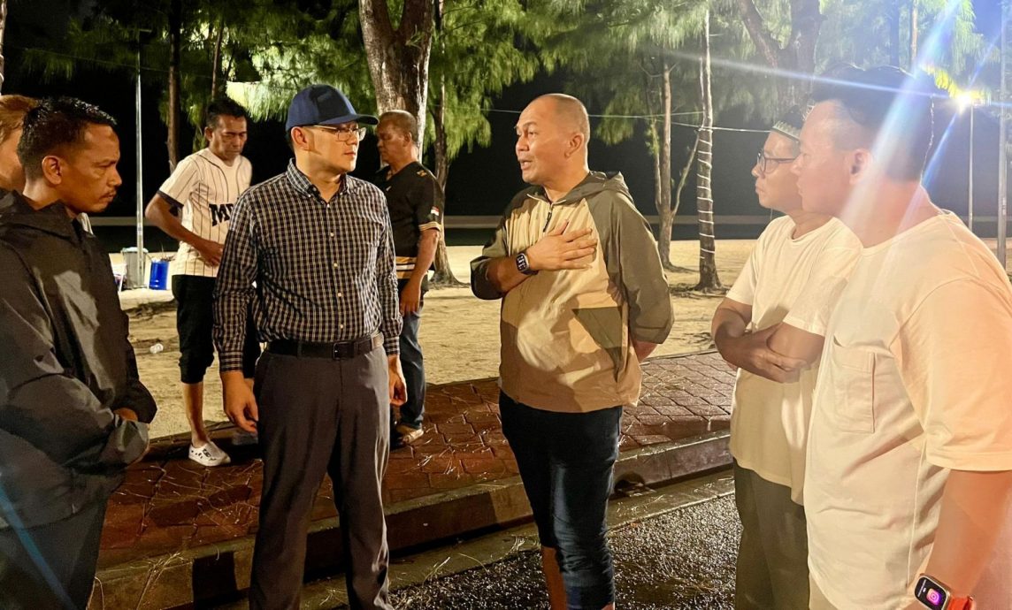 (古城版)吉里望风灾50摊位摧毁