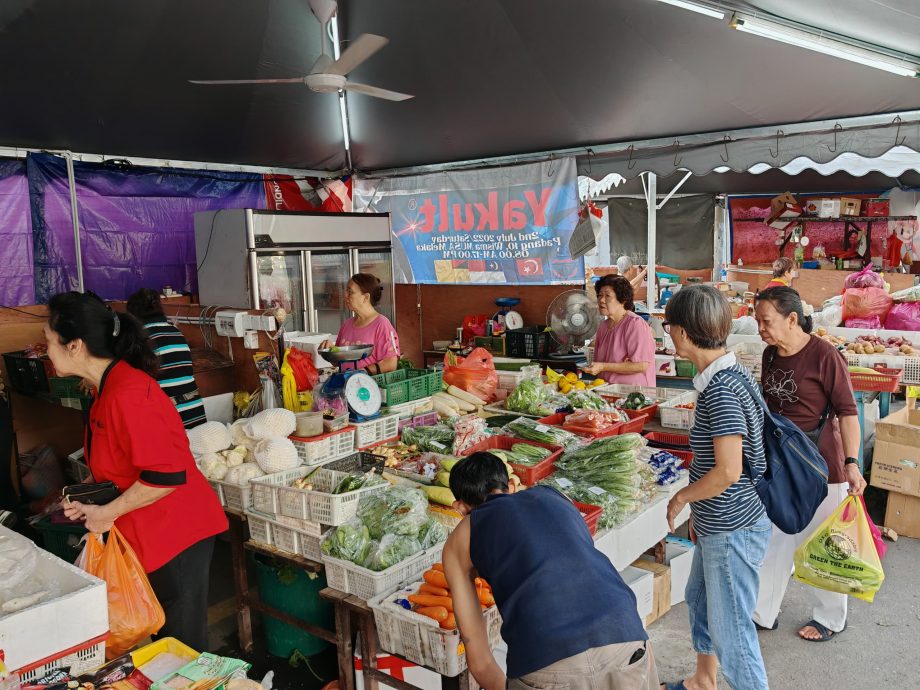 (古城版)哥打拉沙马那巴刹商贩首日在外营业,一切顺利