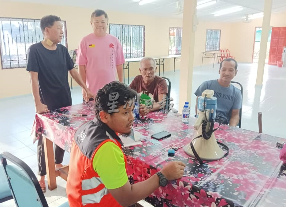 (古城版)甘榜勿里树闪电水灾