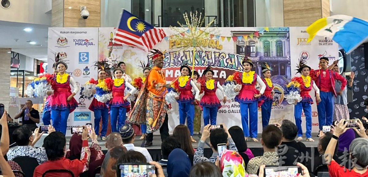 莎拉斯瓦蒂:侨生文化节展现大马多元文化 异中求同