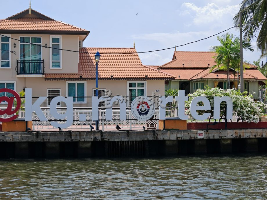 (古城第二版主文)甘榜摩登频频出现鳄鱼,这星期将设捕捉笼子