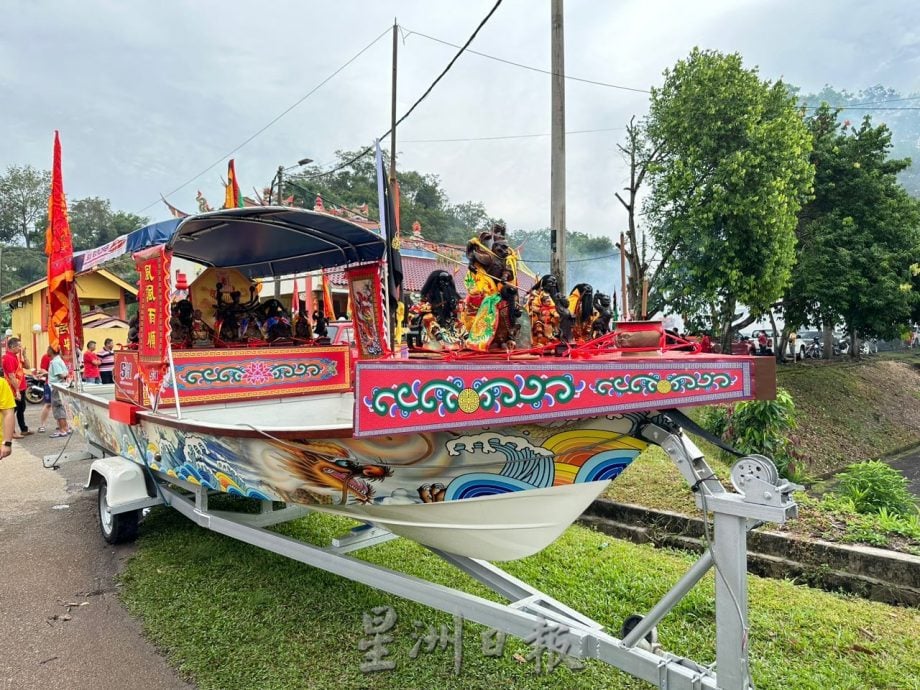 (古城第二版主文)金山宫庆祝晋宫十周年 游行绕境长达50公里