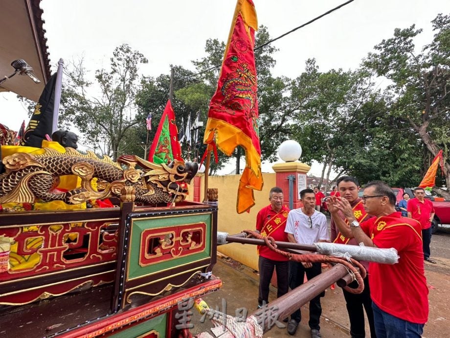 (古城第二版主文)金山宫庆祝晋宫十周年 游行绕境长达50公里