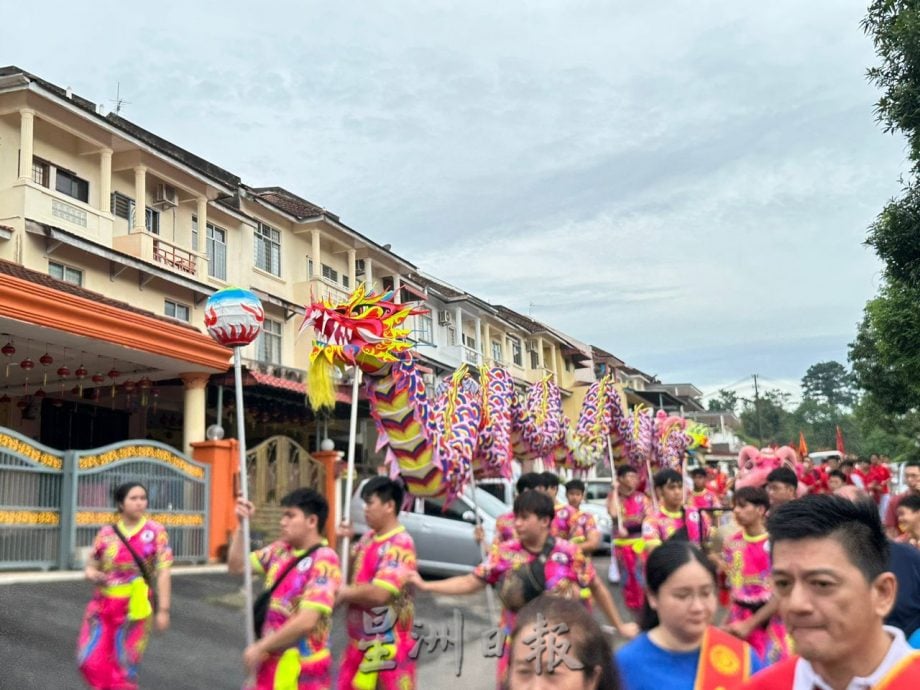 (古城第二版主文)金山宫庆祝晋宫十周年 游行绕境长达50公里