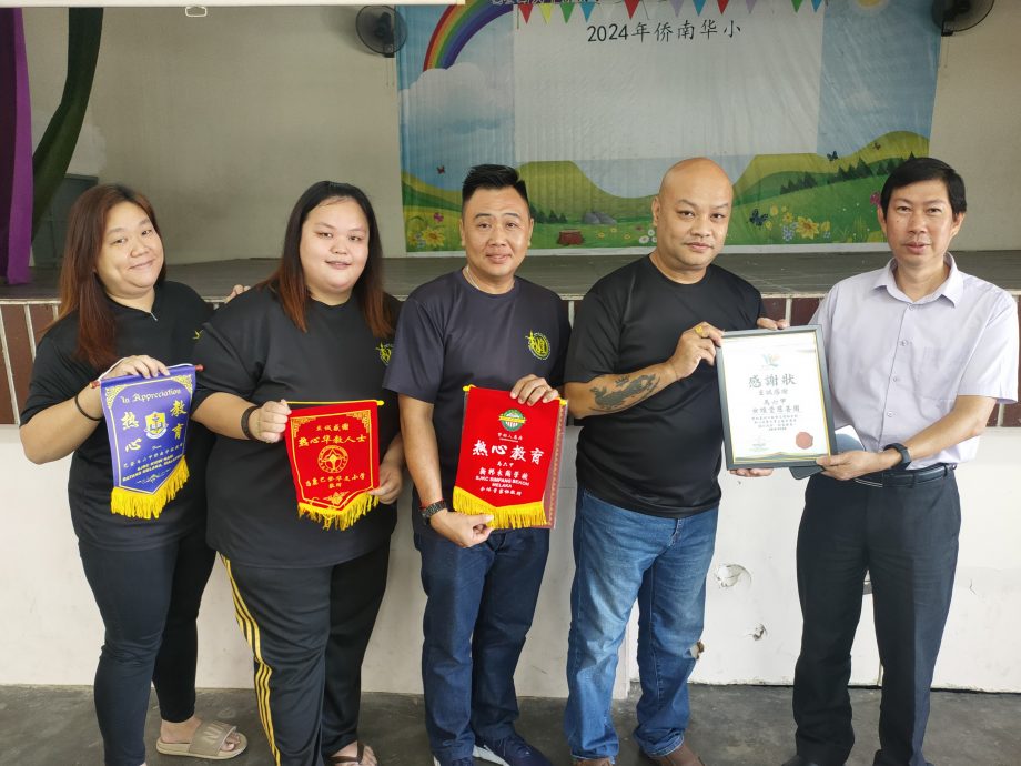 (古城第五版主文)马六甲女煌堂赞助阅报计划