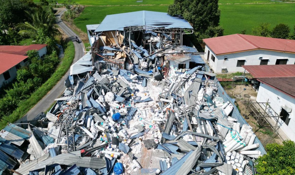 (大北马5头)威省市政厅正式拆除甘榜柏马当阿拉的非法工厂