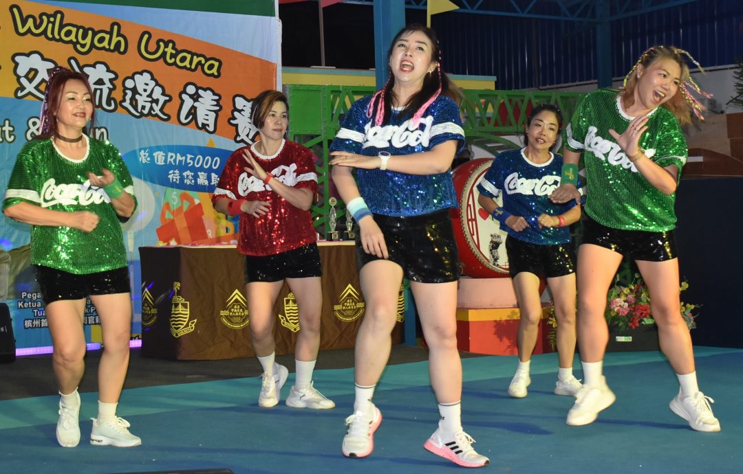 (大北马)65岁至76岁乐龄人热舞,震撼人心