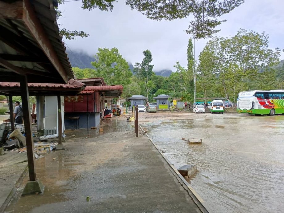 (大北马)七仙井瀑布发生山洪事件