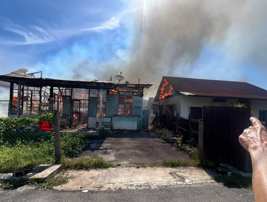 (大都会)士毛月新村火灾/1图