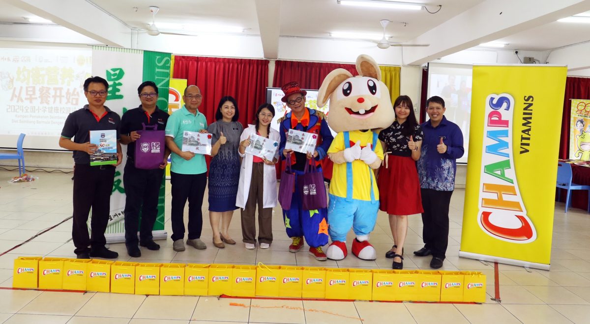 (已签发)柔:【本报活动】营养均衡早餐供学习能量,明德华小学生要好好吃早餐