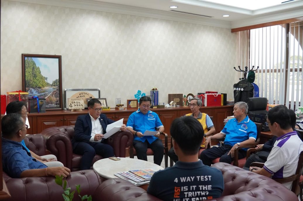 (已签发)柔:会见7洗肾中心代表 林添顺:达数共识