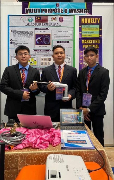 （已签发）柔：参加世界青少年发明展   边佳兰首要中学夺4奖