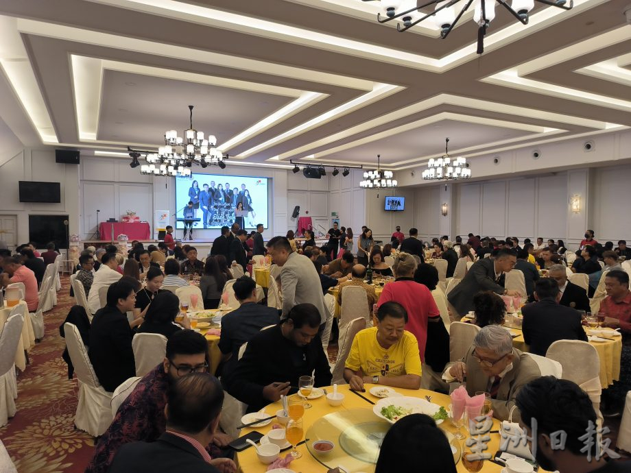 (已签发)柔:**另有张念群文**古来扶轮社今年推“重见光明” 助B40完成白内障手术