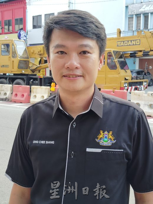 (已签发)柔:**封面**东甲麻坡路拟建分界堤重新规划 商家居民错愕