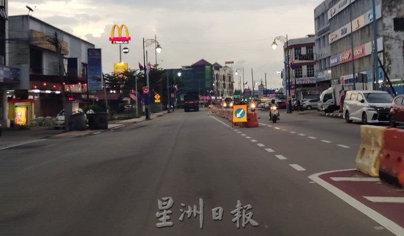 (已签发)柔:**封面**东甲麻坡路拟建分界堤重新规划 商家居民错愕