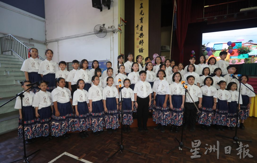 (已签发)柔:**封面**喜迎111校庆 宽柔学村引以为傲