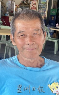 (已签发)柔:**封面**野象出没彼咯巴当 逾千棵香蕉、油棕树遭破坏啃食