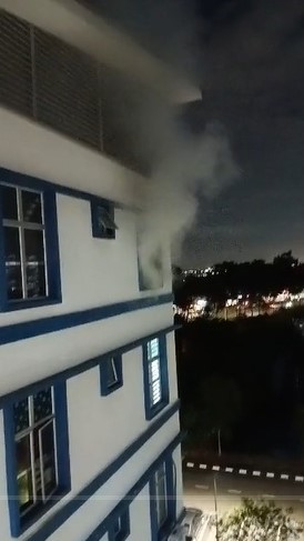 (已签发)柔:柔警察总部宿舍传火警,幸获迅速扑灭阻火舌蔓延