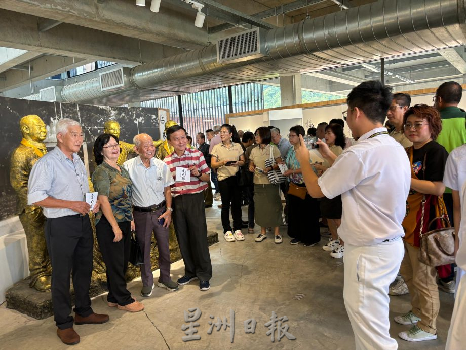 (已签发)柔:**版三配文**华仁中学文史馆开幕,展出创校84年历史点滴