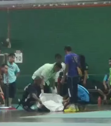 (已签发)柔:**版二配文**六旬工厂管工心脏病发,多次抢救无效猝逝羽球馆