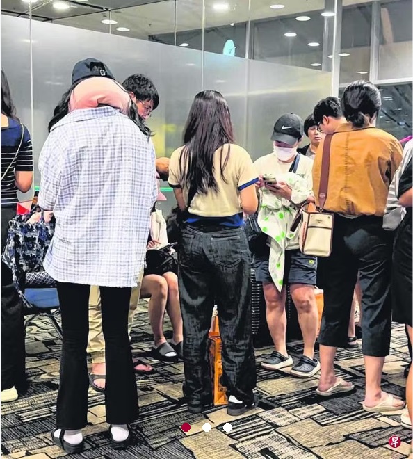 (已签发)柔:狮城二三事:韩国廉航飞韩中途折返新 粉丝追偶像泡汤