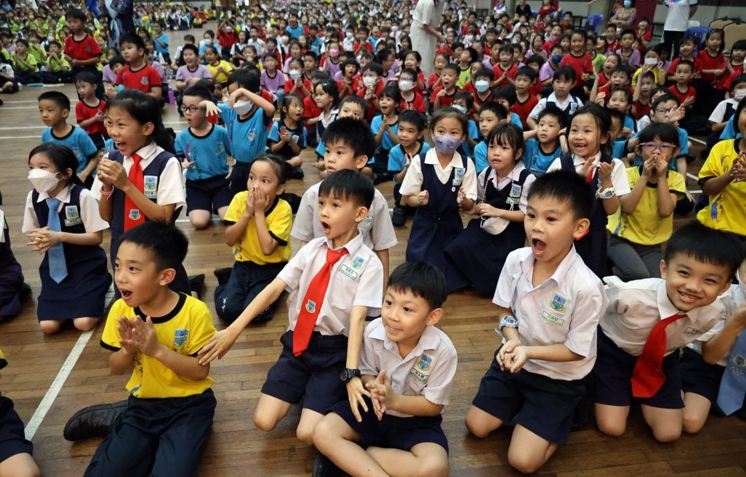 (版头)大都会/全国小学健康校园运动 八打灵育才华小