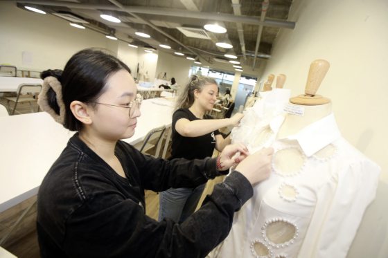 时尚设计师 需找到自己的风格和立足点